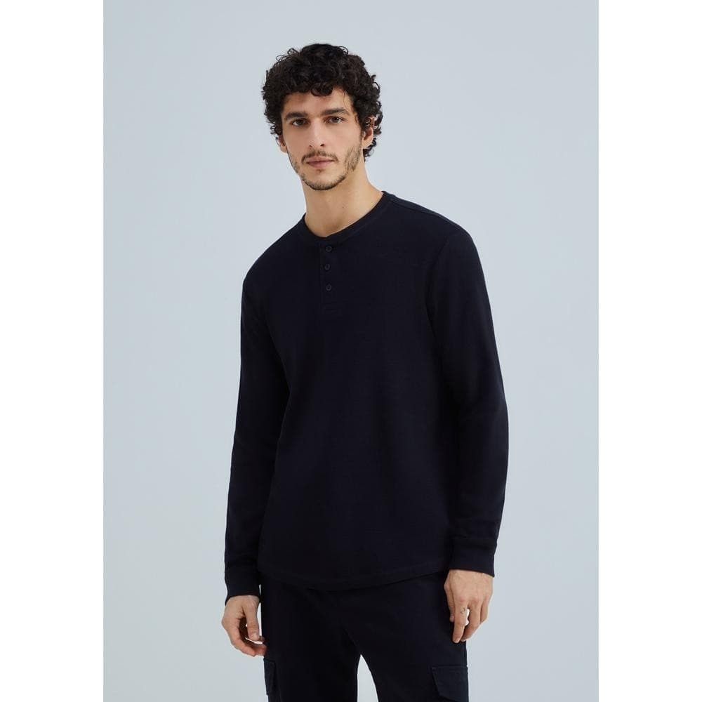 Camiseta Básica Henley Masculina Manga Longa Texturizada Hering